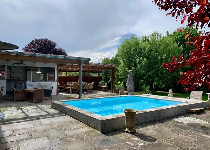 Leinetal-Refugium Pool I Sauna Kamin I Klavier *
