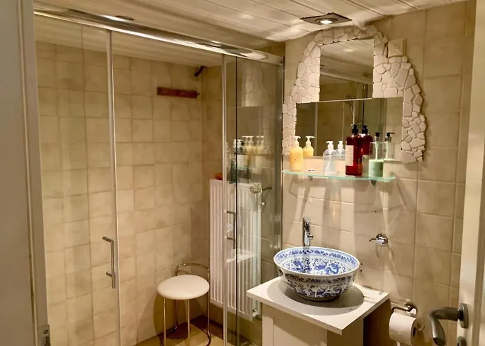 Leinetal-Refugium Pool I Sauna Kamin I Klavier Ferienhaus